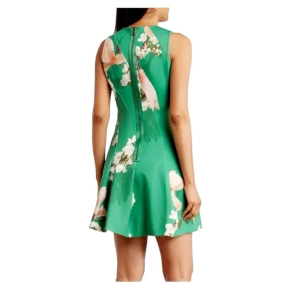 NWT Ted Baker London Luxie Floral Neoprene Skater Dress - Picture 5 of 8